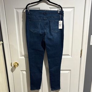 Women's Blue Jeans